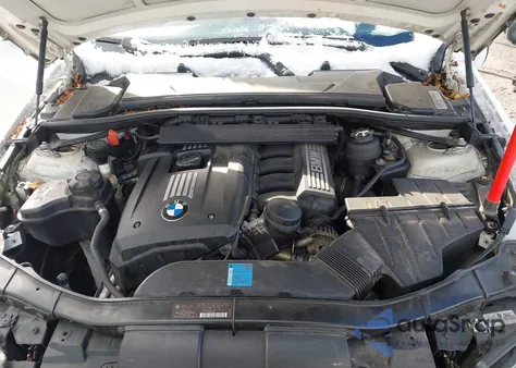 2007 BMW 328Xi из США, поврежденный, VIN WBAVC93507KX55539